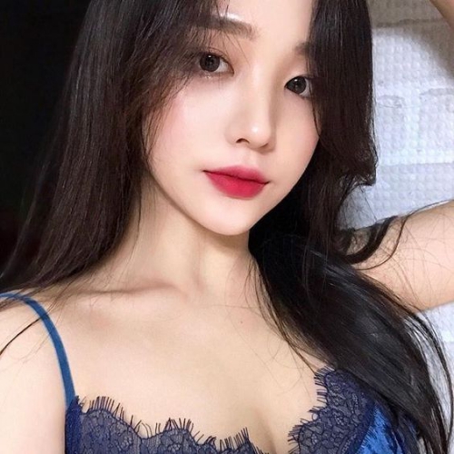 Download ảnh avatar gái xinh Tuệ Minh đẹp xỉu hấp dẫn 