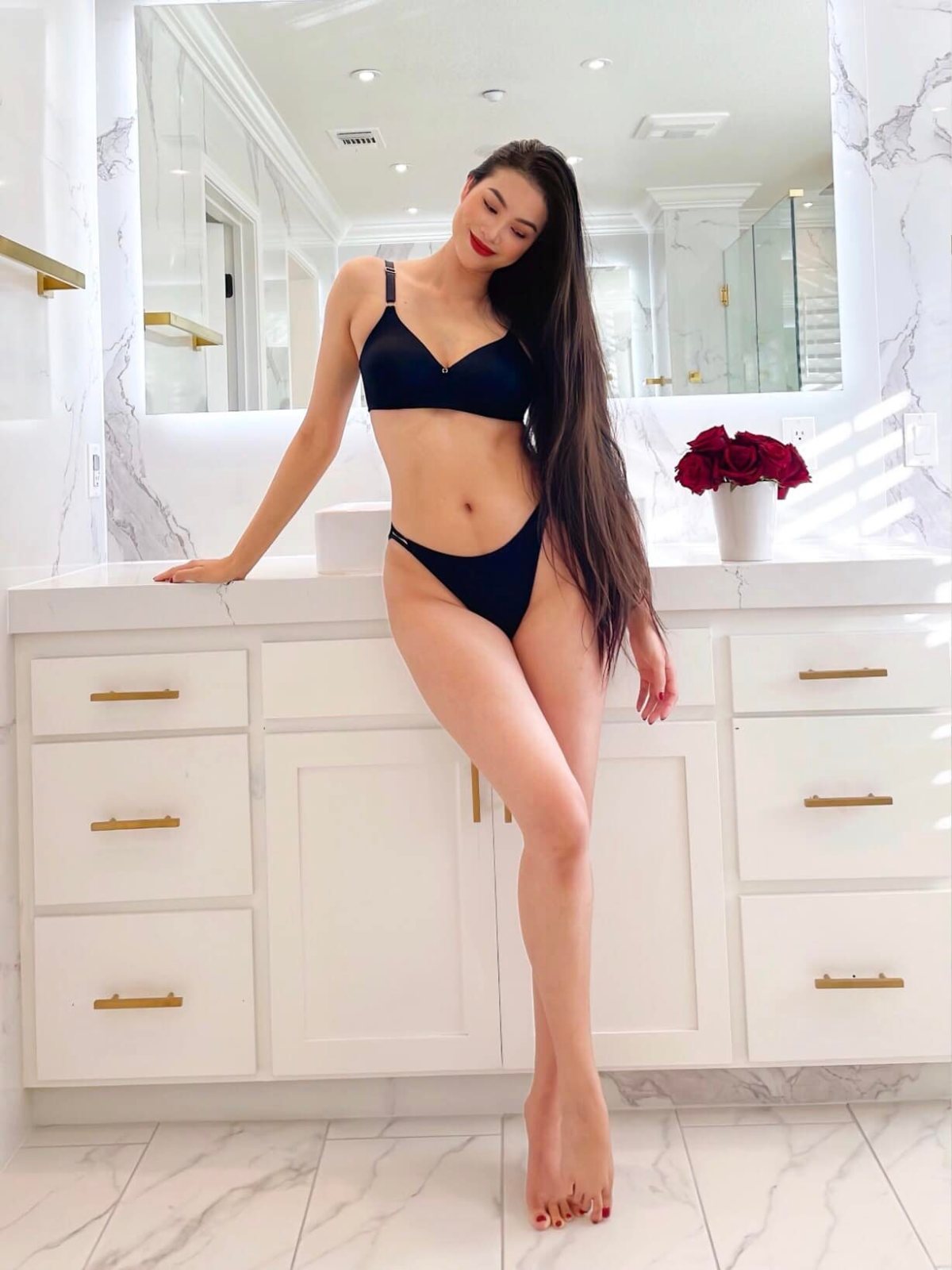 Ngắm hình Phạm Hương mặc bikini dáng đẹp nhất