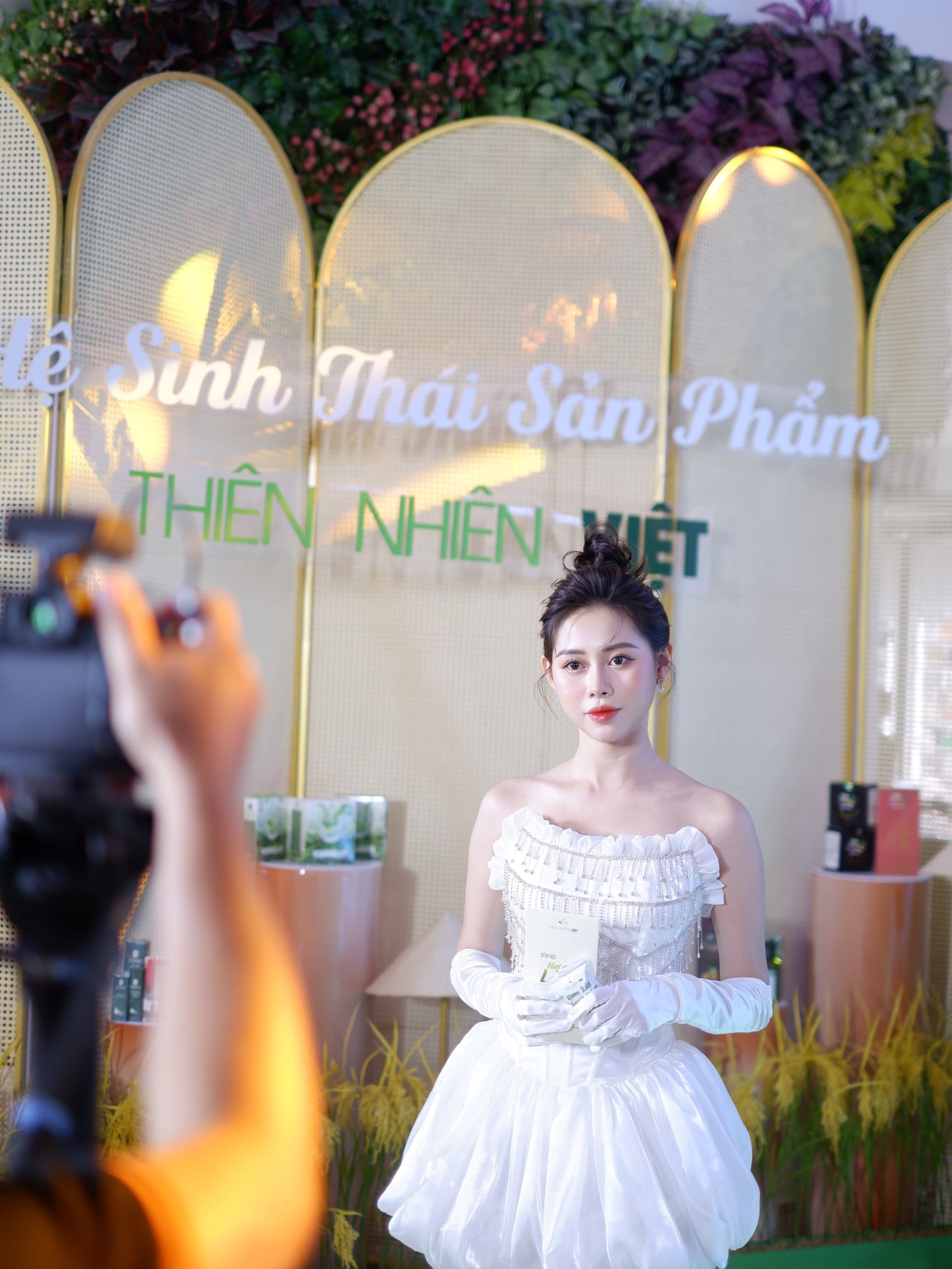 Hình Việt Phương Thoa đẹp mới nhất