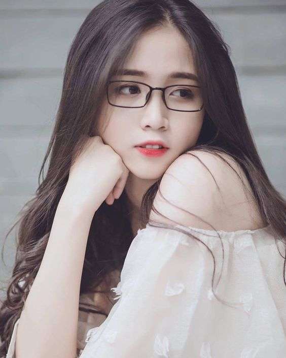 Xinh đeo kính hình ảnh con gái cute dễ thương
