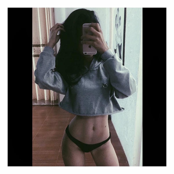 Hàn Hằng lộ ảnh