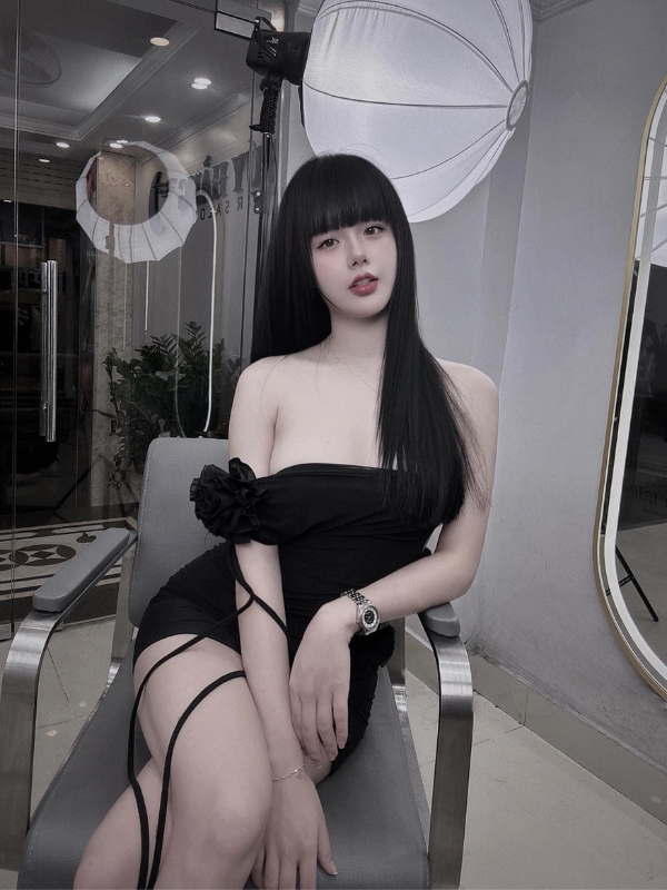 Ánh mắt bí ẩn khiến tim rung động