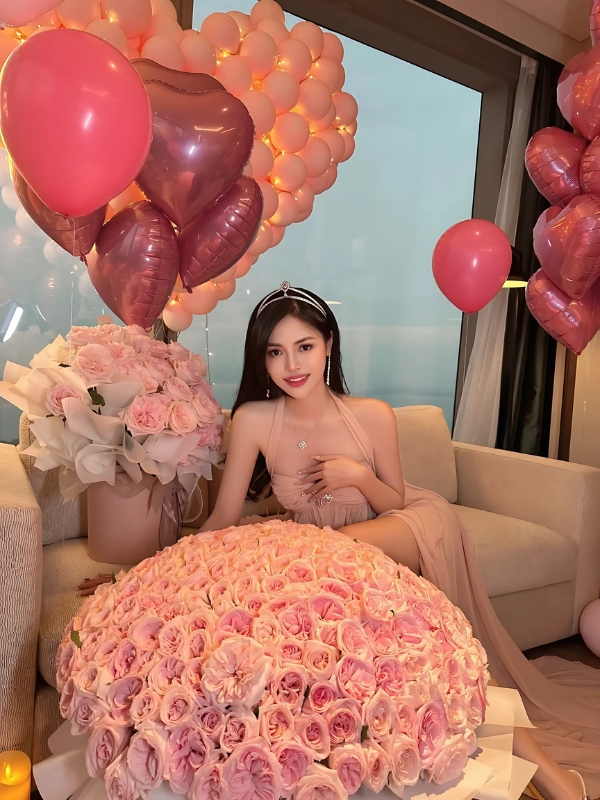 Ảnh gái đẹp chúc mừng sinh nhật cùng bóng hồng