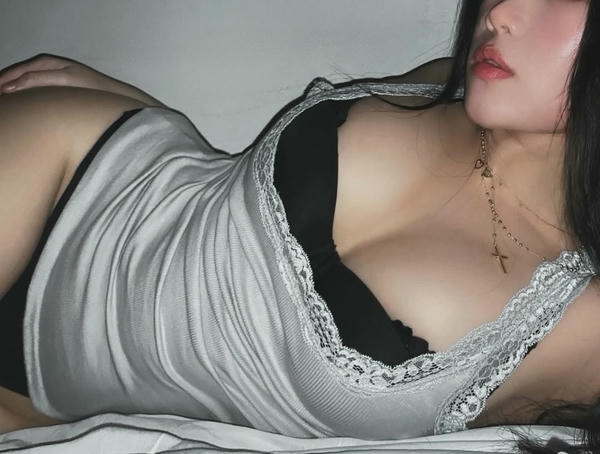 ảnh gái gọi vốn