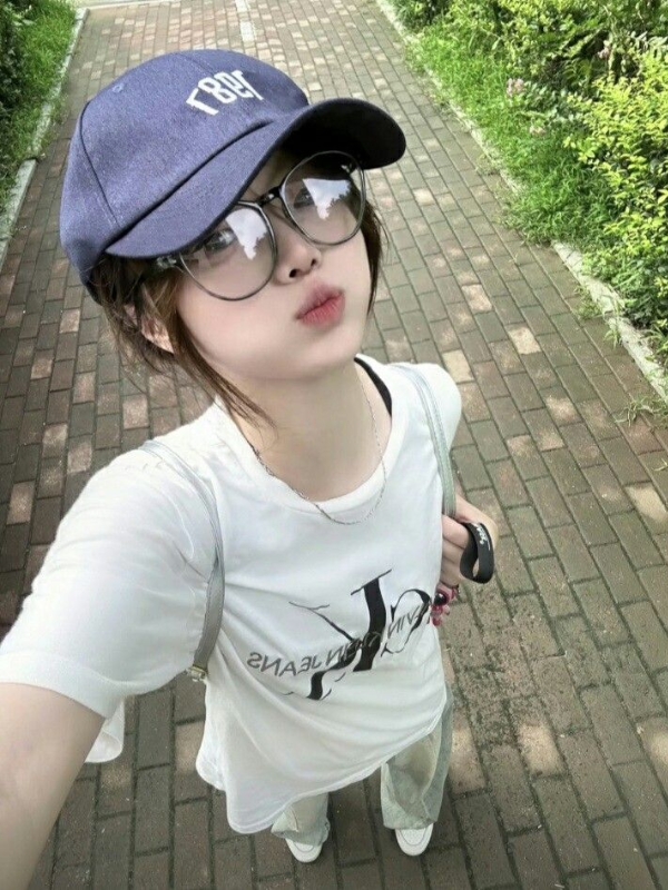 Ảnh gái mạng cute tự sướng phong cách Hàn