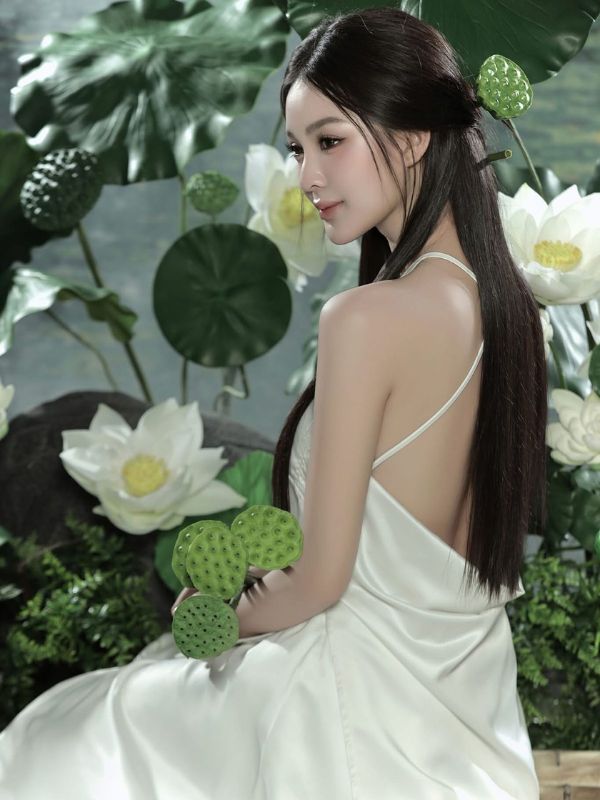 Ảnh Gái Xinh Tóc Ngang Vai