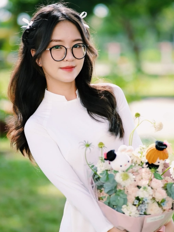 ảnh gái xinh tóc ngang vài 2k9 