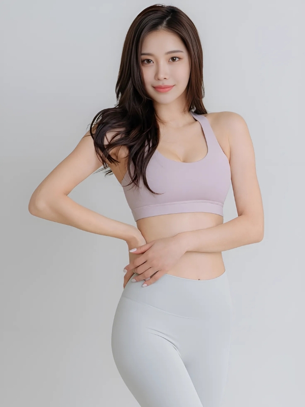 Gái xinh tập yoga dáng thể thao chuẩn