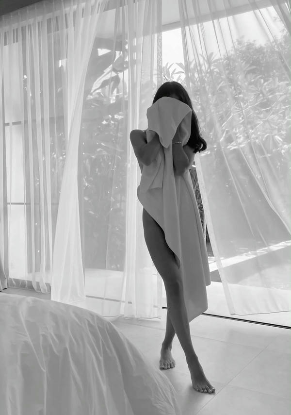 ảnh người yêu chụp trong nhà nghỉ