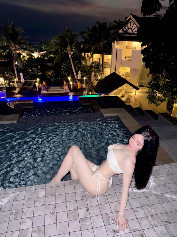 Thần thái đầy quyến rũ trong đêm