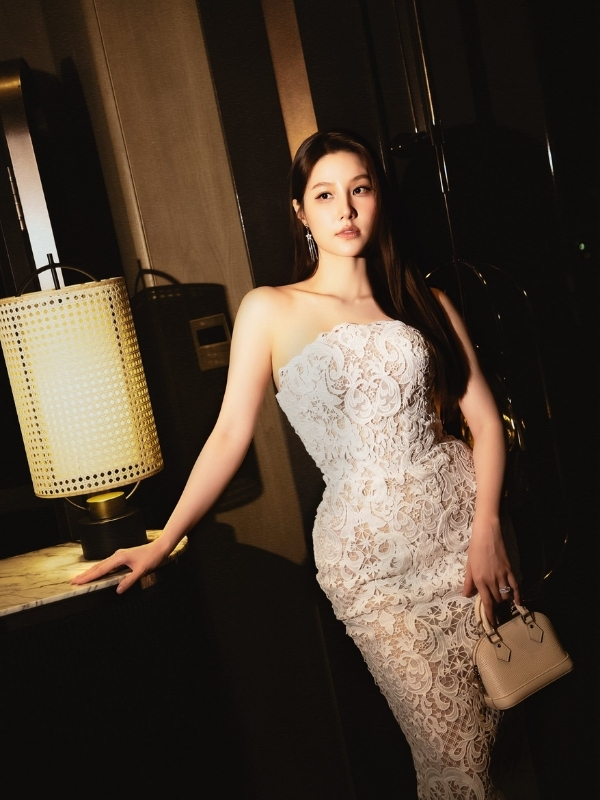 Phong cách hiện đại, đầy sức hút.