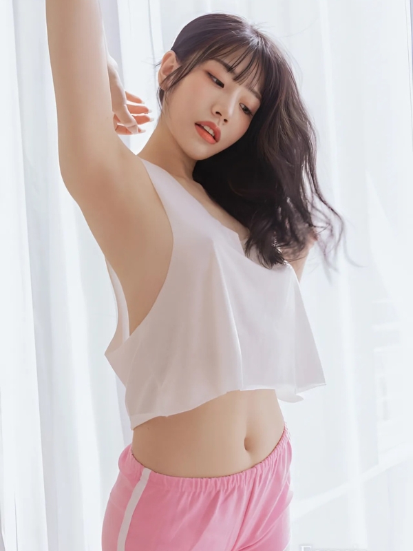 Mái tóc rối nhẹ nhàng của JAV trẻ