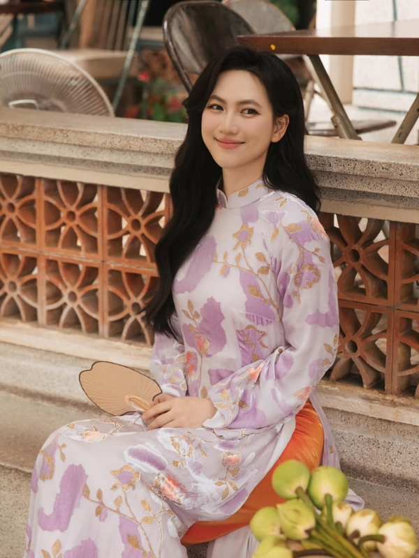 Áo dài hoa – vẻ đẹp cổ điển