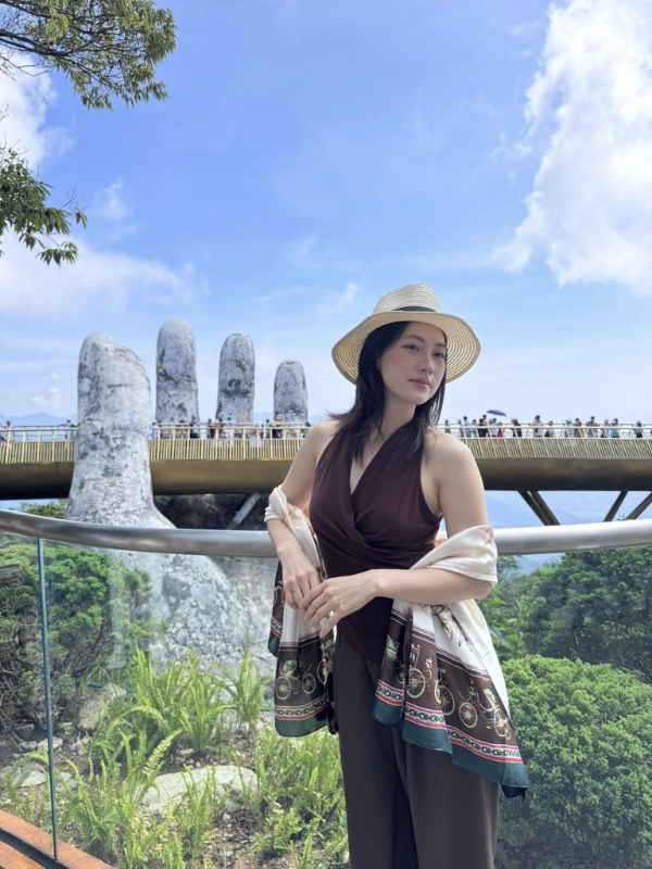 Phương Anh Đào giữa thiên nhiên