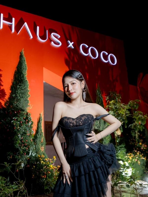 Gợi cảm trên thảm đỏ