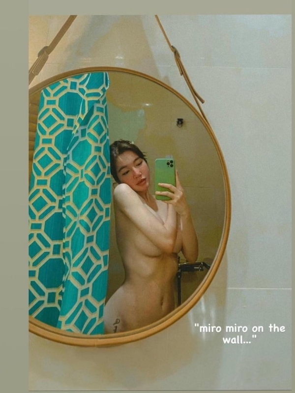 Elly Trần nude đầy tinh tế