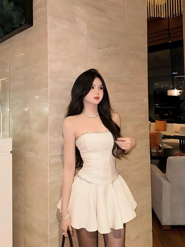 Gái xinh mặc váy ngắn đơn giản mà quyến rũ