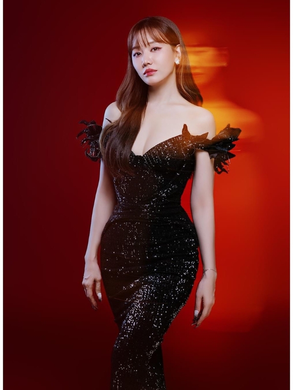 Đầm dạ hội tôn dáng quyến rũ