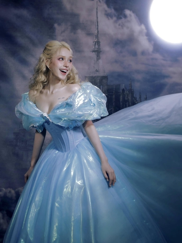 Váy xanh công chúa bước ra cổ tích