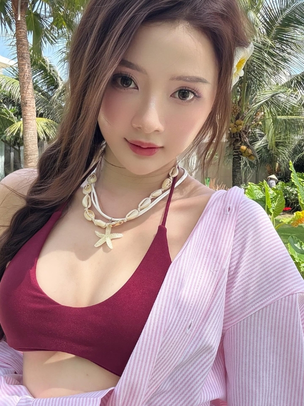 Từng đường cong quyến rũ lạ thường