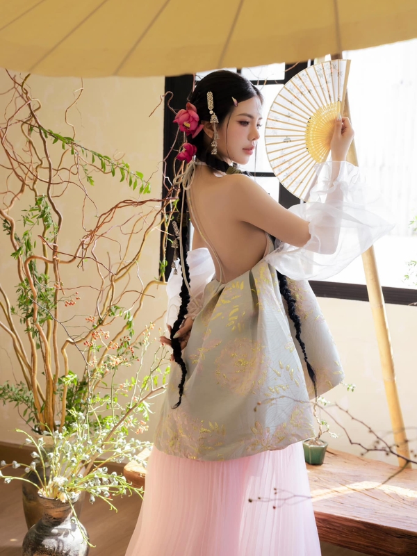 Váy cổ trang mềm mại dịu dàng