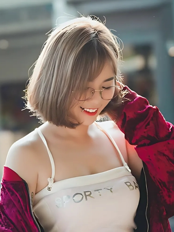 Misthy sexy tóc ngắn trẻ trung cá tính