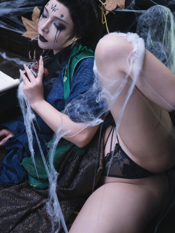 nhện tinh black myth cosplay