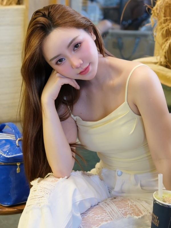 Tươi trẻ rạng rỡ giữa ánh nắng