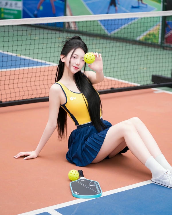 sex em gái chơi pickleball