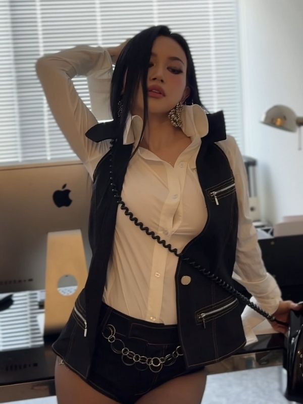 Quý cô công sở nổi bật