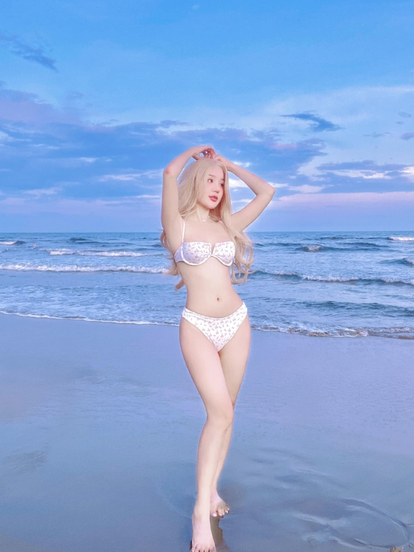 Vẻ đẹp trong sáng nhưng đầy lôi cuốn