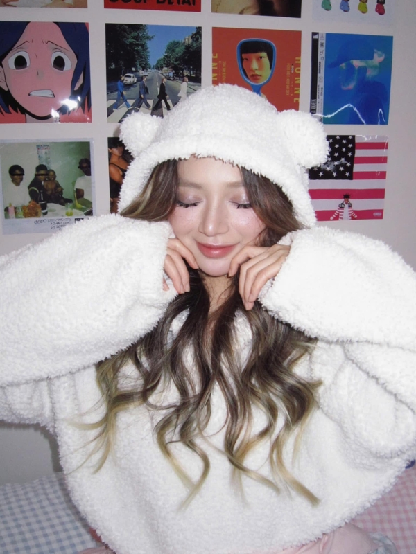 Dễ thương trong hoodie gấu bông