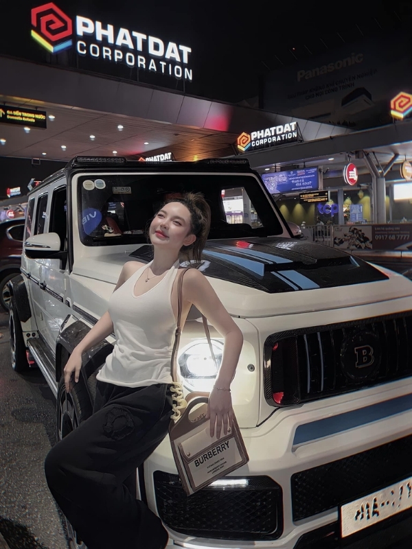 Cá tính bên siêu xe địa hình