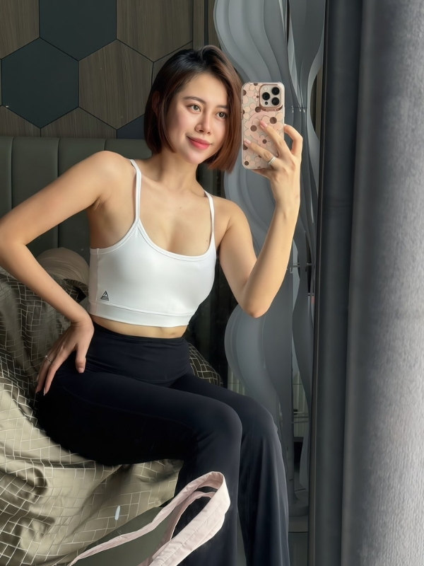 Phong cách thể thao khoe dáng nuột nà.