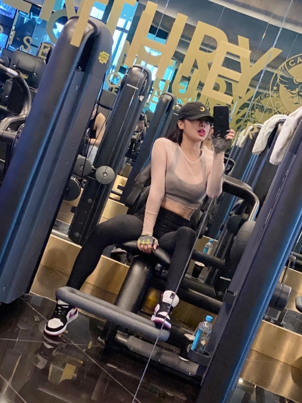 Sexy tại phòng gym cực chất