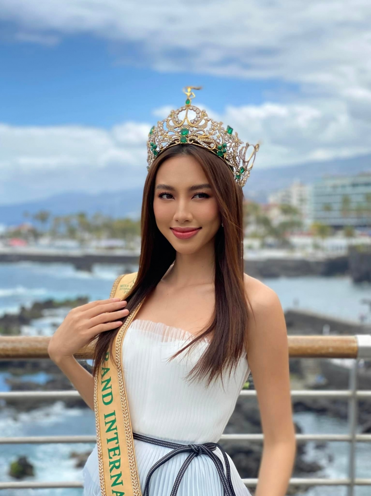 Thùy Tiên - 2