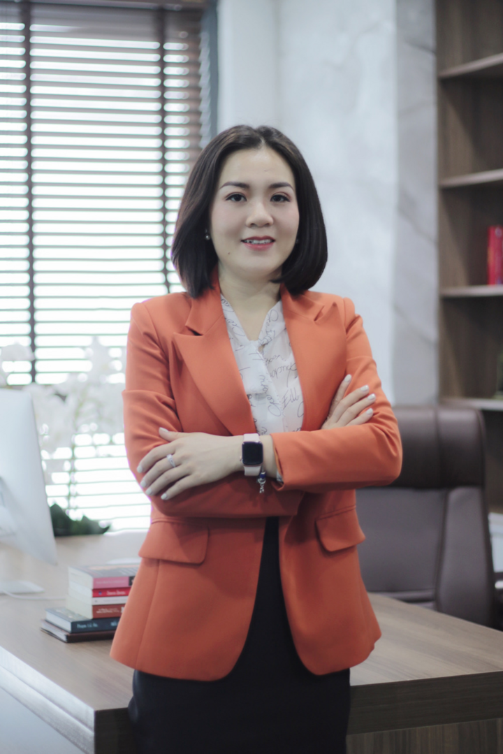 Ảnh gái xinh nhân viên văn phòng - 7