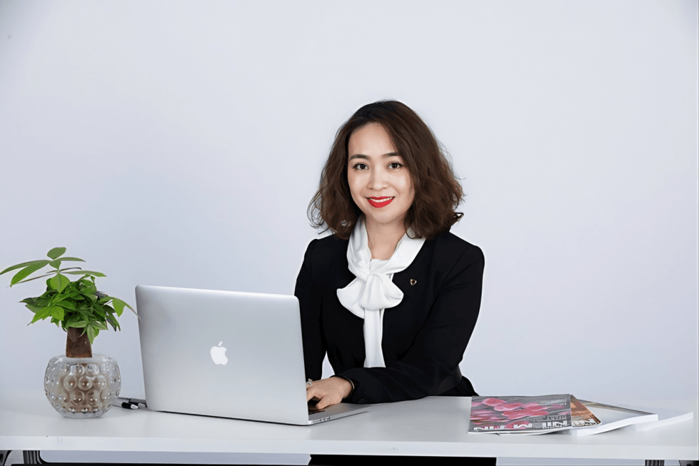 Ảnh gái xinh nhân viên văn phòng - 8