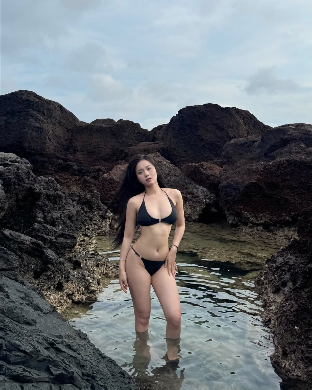 Gái xinh mặc đồ thiếu vải TikTok bikini - 7