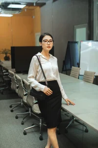 Ảnh gái xinh nhân viên văn phòng