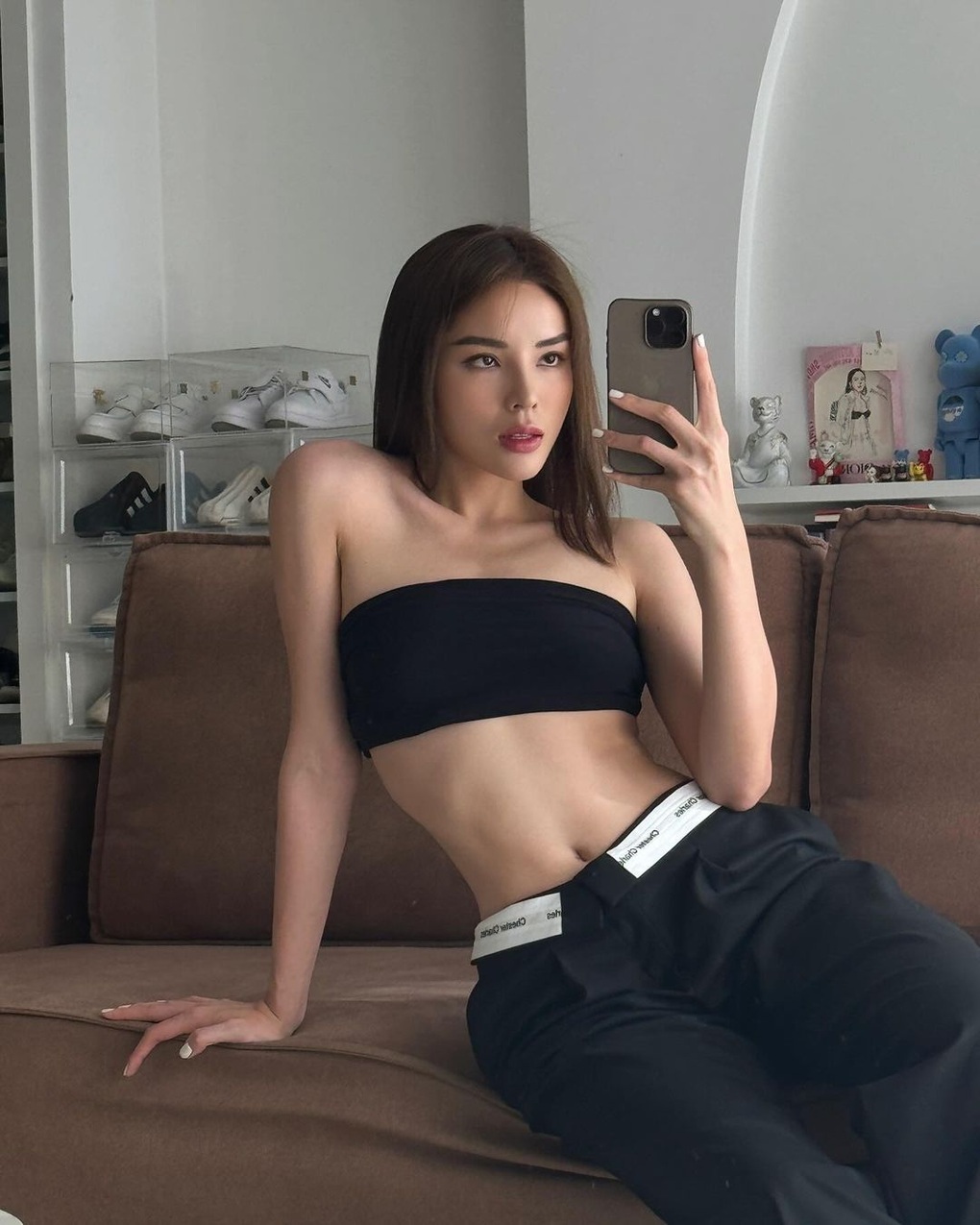 Ảnh eo thon chụp gương - 11