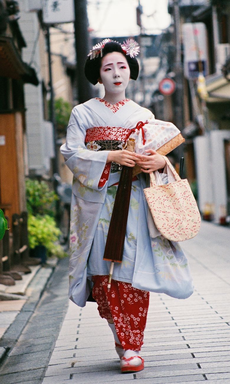 ảnh gái xinh mặc kimono nghệ thuật — ảnh 9